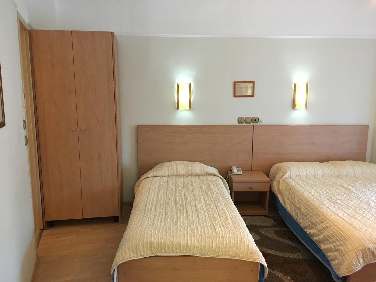 קסטוריה Hotel Orestion מראה חיצוני תמונה