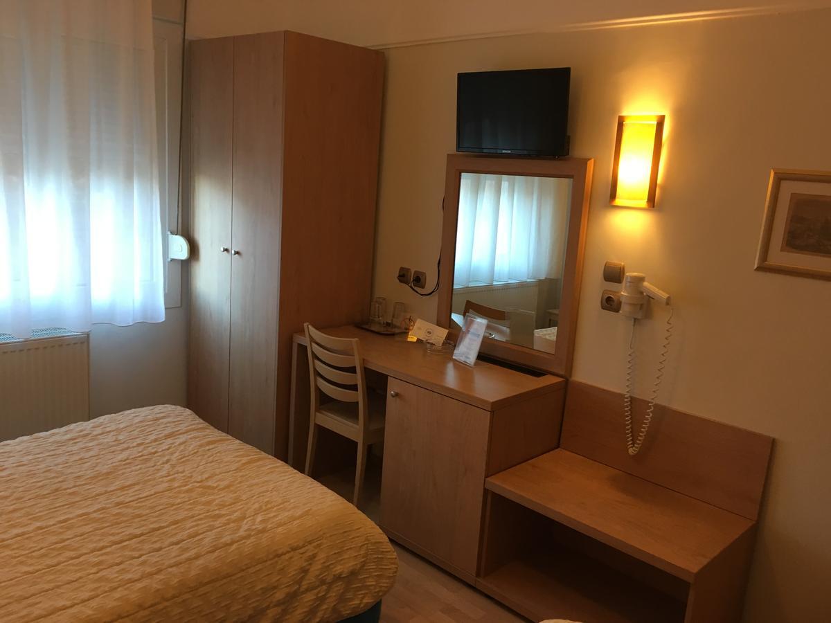 קסטוריה Hotel Orestion מראה חיצוני תמונה