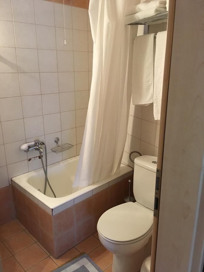 קסטוריה Hotel Orestion מראה חיצוני תמונה